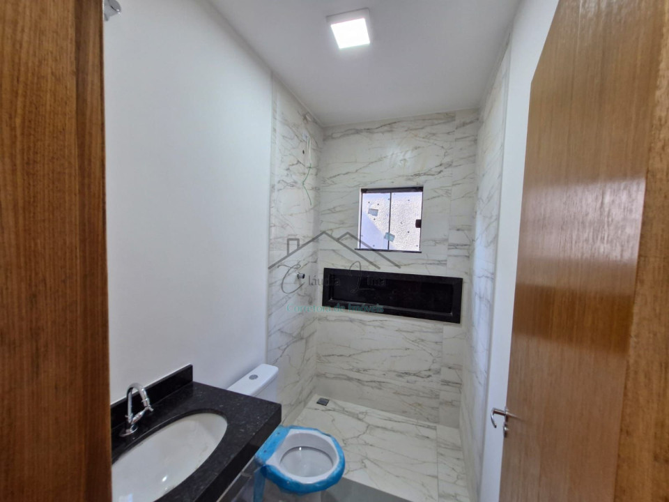 Imagens do imóveis Vende-se casa com churrasqueira coberta próxima ao Norte Shopping