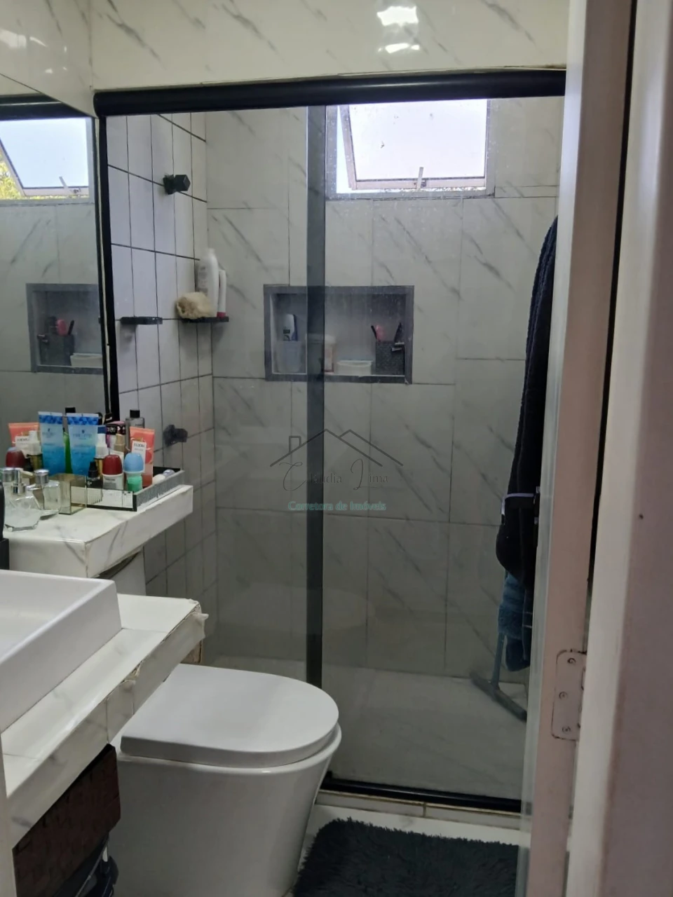 Imagens do imóveis vende-se apto próximo ao terminal Ouro verde