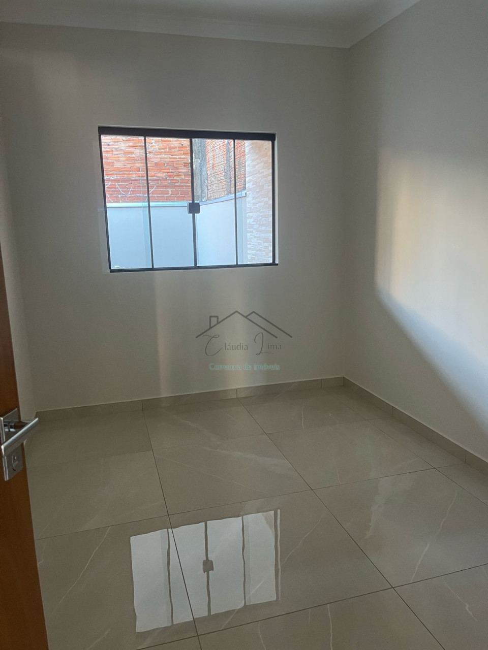 Imagens do imóveis vende-se casa próxima ao muffato da av saul elkind