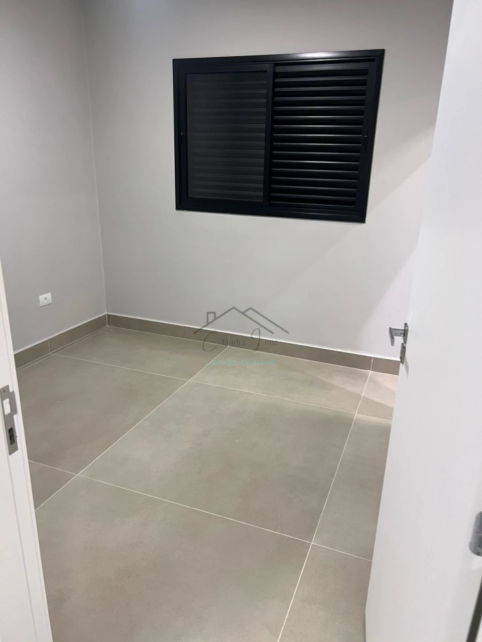 Imagens do imóveis vende-se sobrado em condomínio na região leste