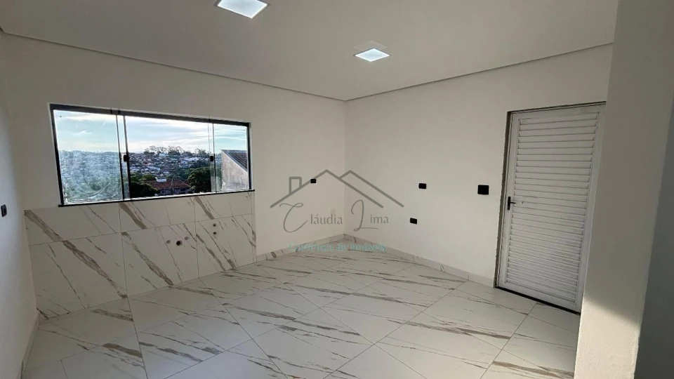 Imagens do imóveis Vende-se casa assobradada próxima a UEL