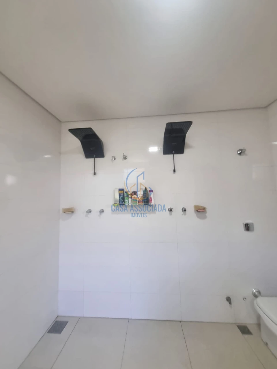 Imagens do imóveis Casa  ecologicamente correta À Venda Serra Dourada Vespasiano 02 suítes 01 sem suíte