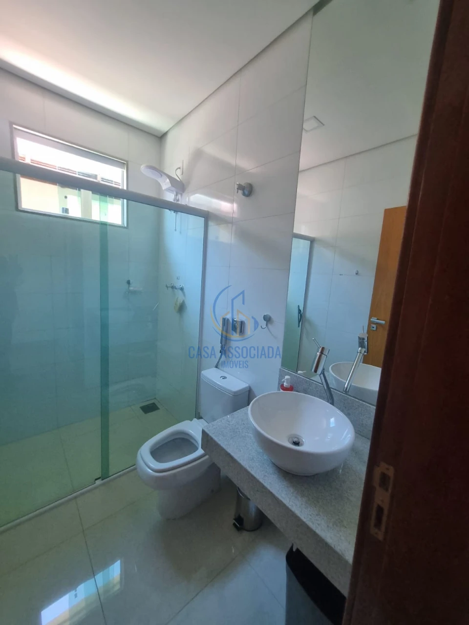 Imagens do imóveis Casa  ecologicamente correta À Venda Serra Dourada Vespasiano 02 suítes 01 sem suíte