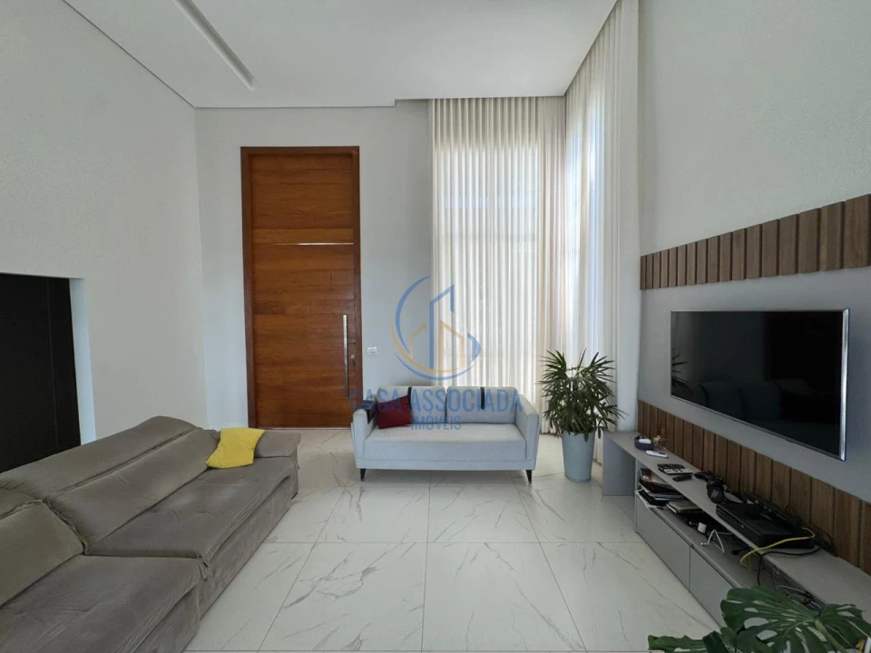 Imagens do imóveis CASA QUATRO SUITES CONDOMÍNIO MIRANTE DO FIDALGO