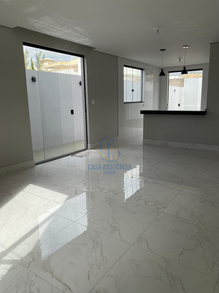 Imagens do imóveis Casa Á Venda Casa Názia Vespasiano