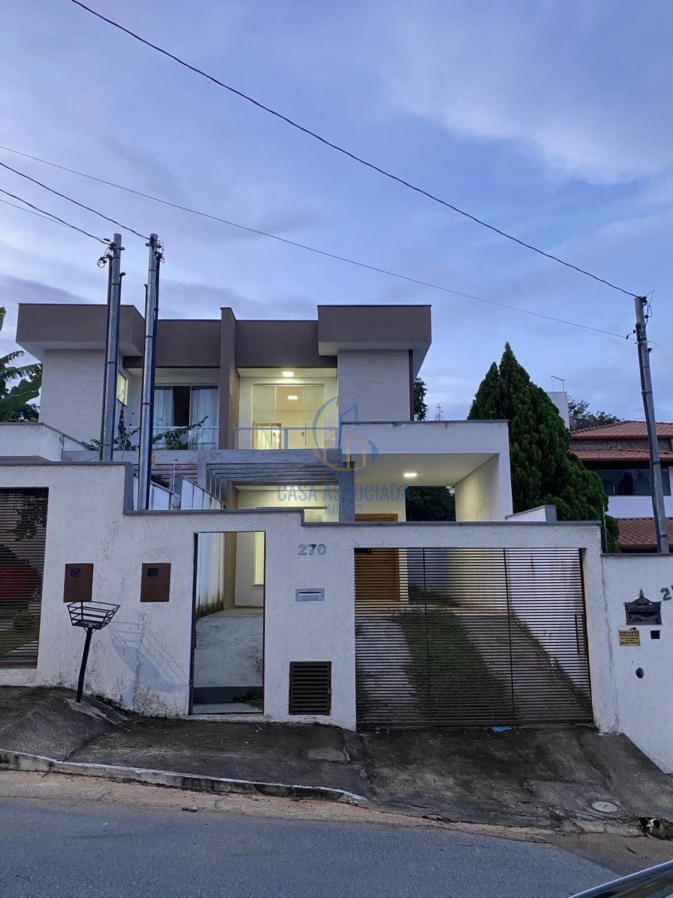 Imagens do imóveis Casa Geminada À Venda Názia 2ª Seção Vespasiano