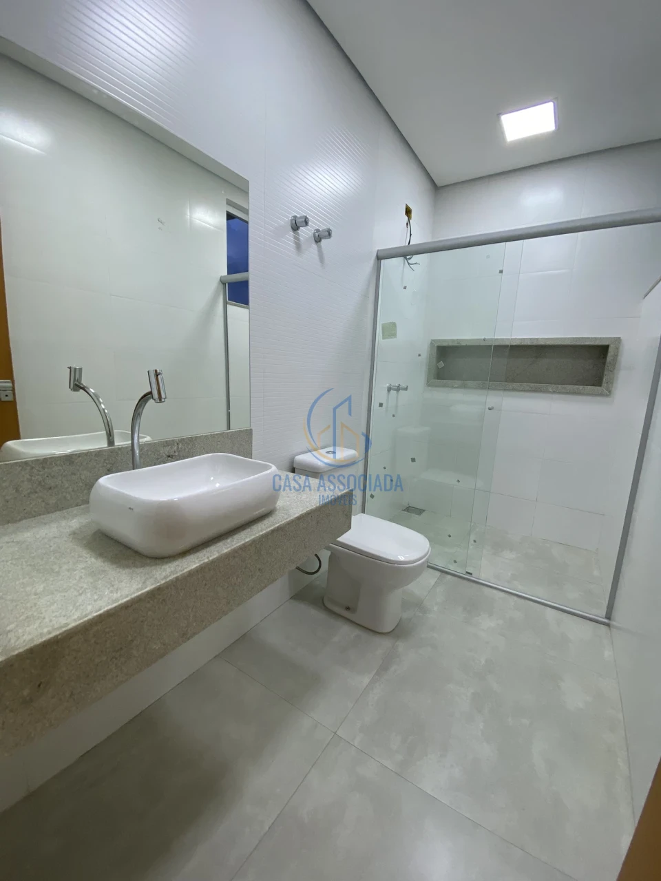 Imagens do imóveis Casa Geminada À Venda Názia 2ª Seção Vespasiano