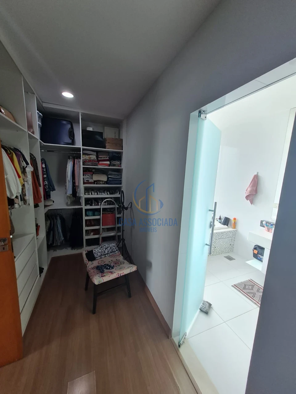 Imagens do imóveis CASA MOBILIADA CONDOMÍNIO GRAN PARK