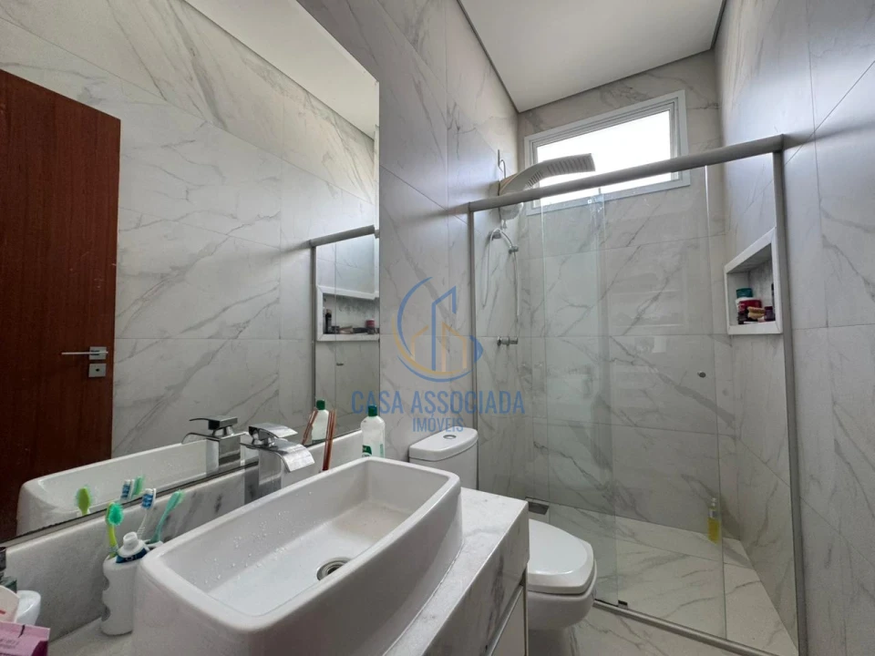 Imagens do imóveis CASA QUATRO SUITES CONDOMÍNIO MIRANTE DO FIDALGO