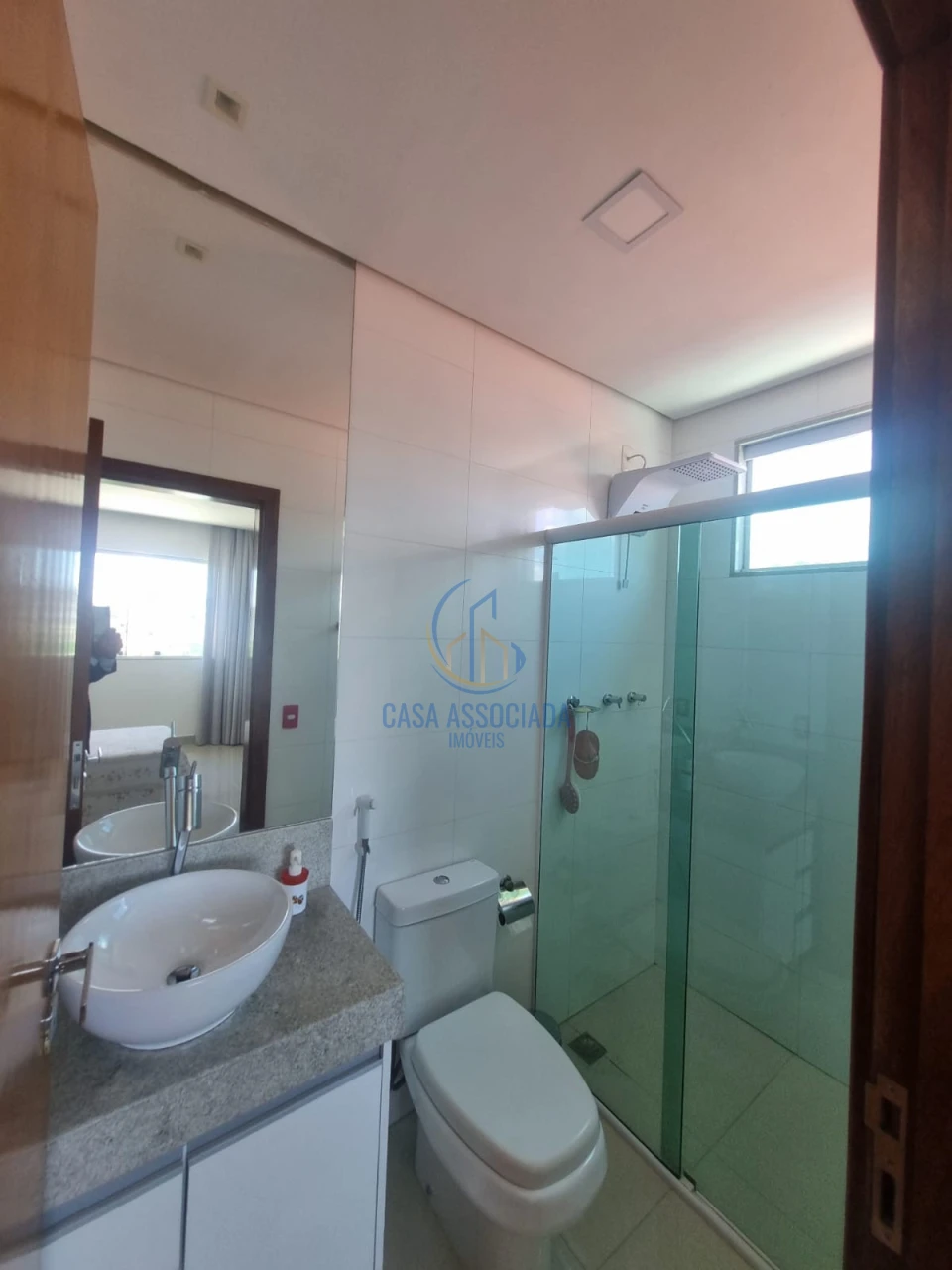 Imagens do imóveis Casa  ecologicamente correta À Venda Serra Dourada Vespasiano 02 suítes 01 sem suíte