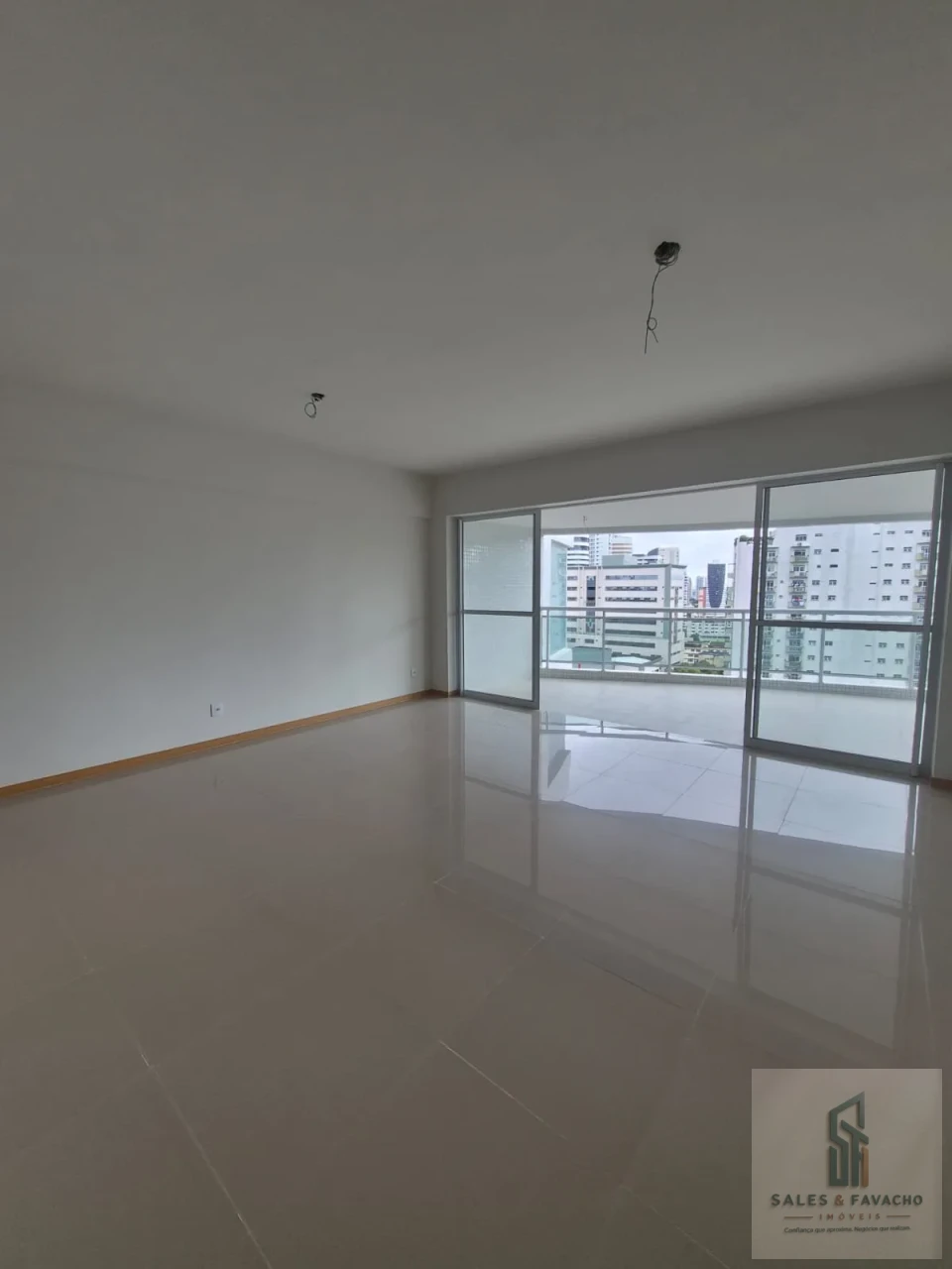Imagens do imóveis Ed. Lisse