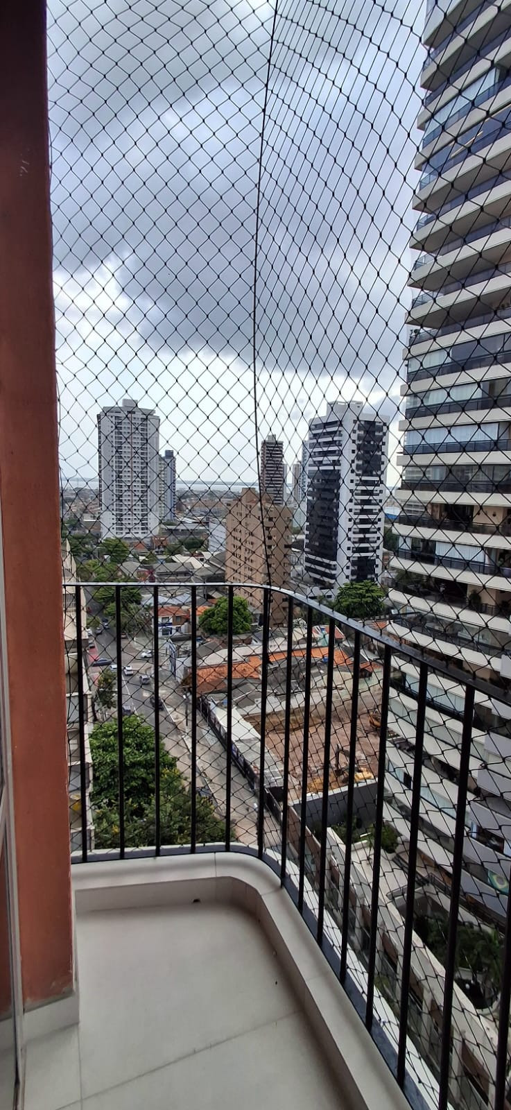 Apartamento Á Venda Solar Dos Miritis Próximo A Praça Batista Campos Belém