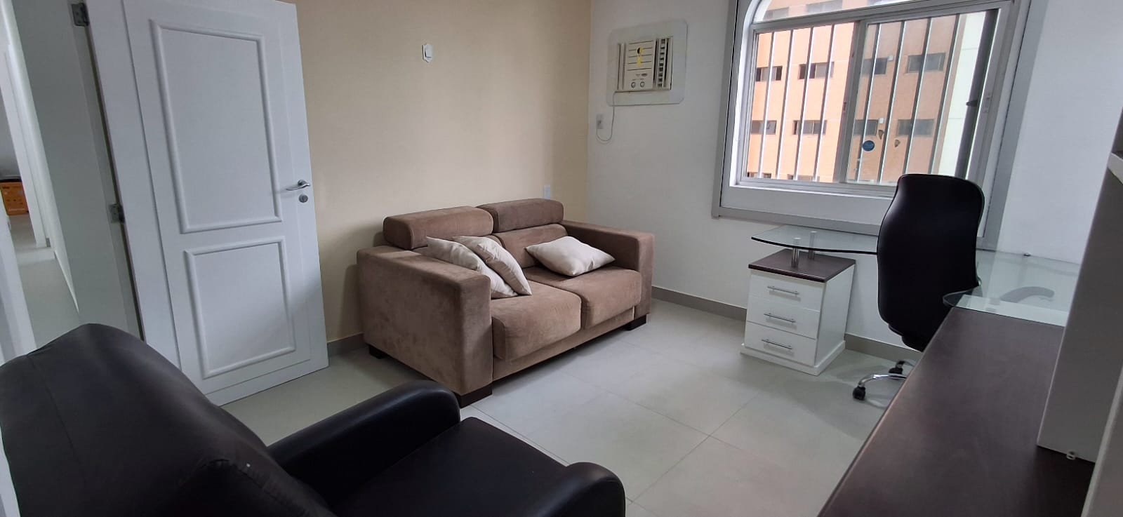 Apartamento Á Venda Solar Dos Miritis Próximo A Praça Batista Campos Belém