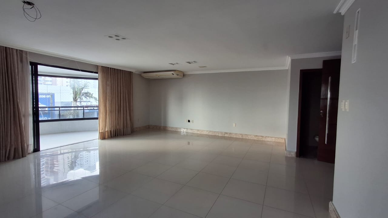 Apartamento Á Venda Montvert Belém