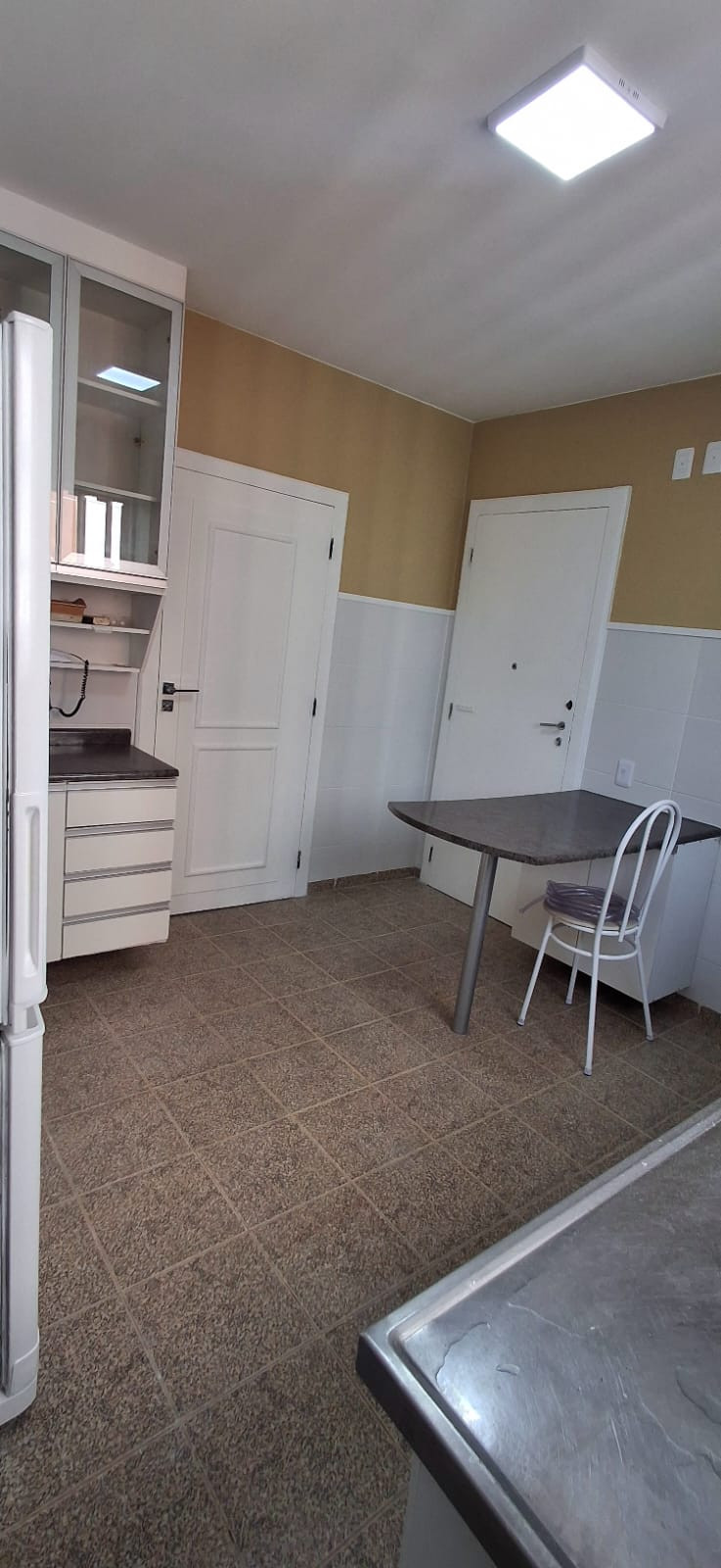 Apartamento Á Venda Solar Dos Miritis Próximo A Praça Batista Campos Belém
