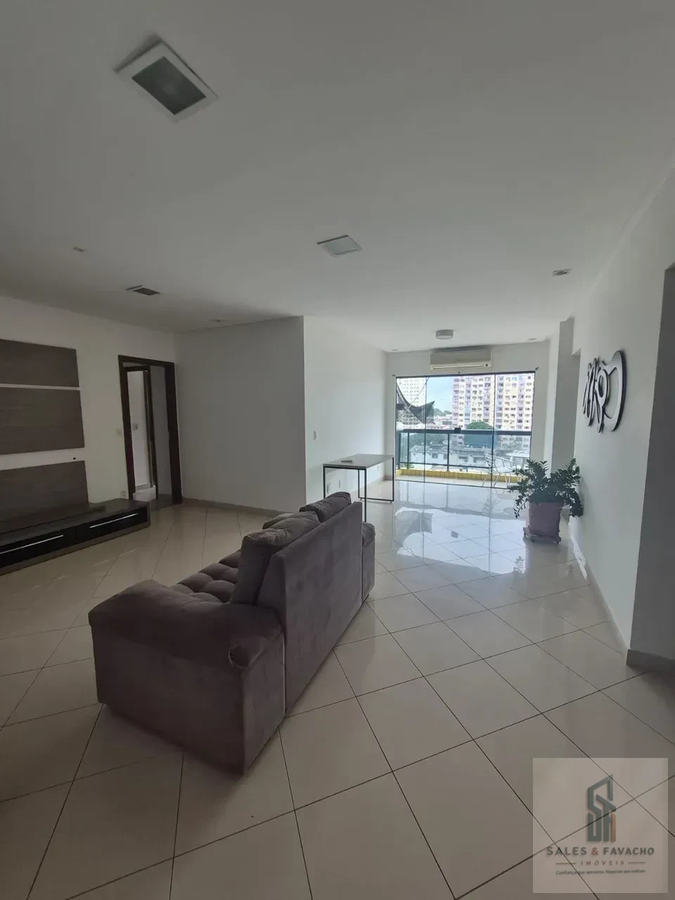Imagens do imóveis Ed. Rio de La Plata