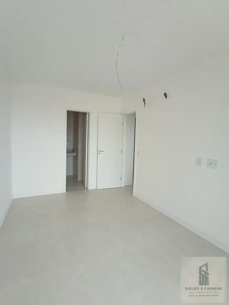 Imagens do imóveis Ed. Líris Residence - 4 unidades