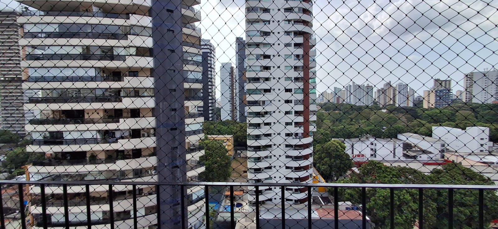 Apartamento Á Venda Solar Dos Miritis Próximo A Praça Batista Campos Belém