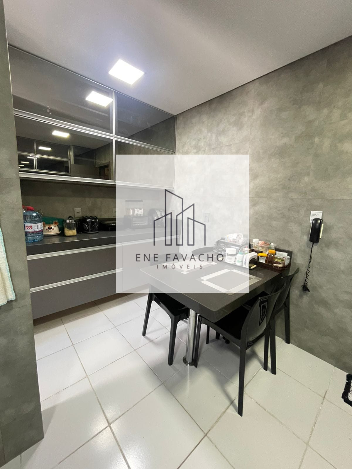 Apartamento Á Venda Ed. Venetia Belém
