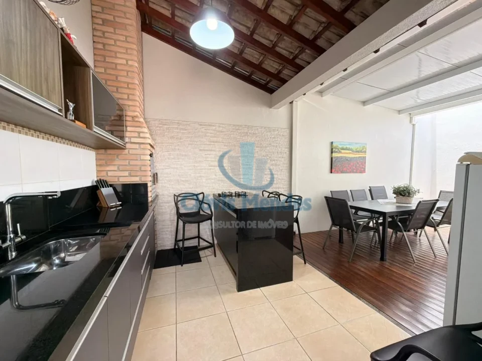 Casa Condomínio Mont Serrat , próx  Unopar/Piza