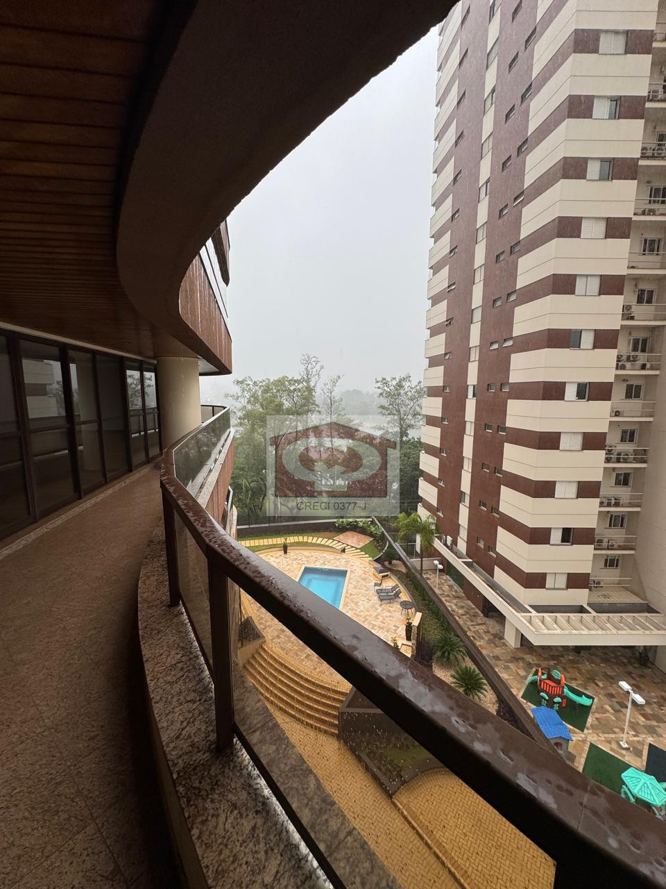 Apartamento Á Venda Condominio Edificio London Lake Londrina