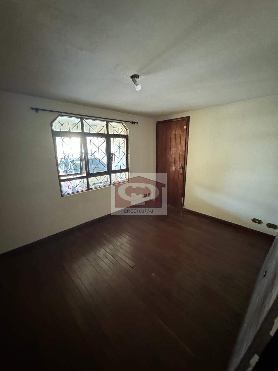 CASA NA RUA DARCIRIO EGGER