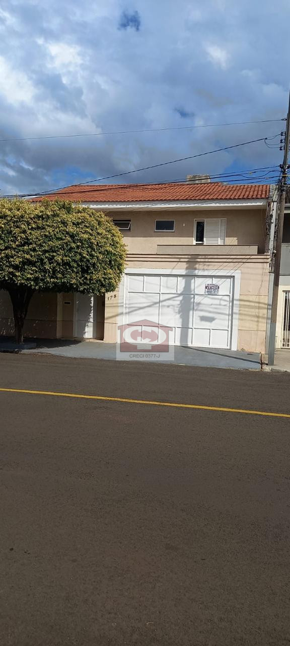 CASA NA RUA VOLUNTARIIO DA PATRIA