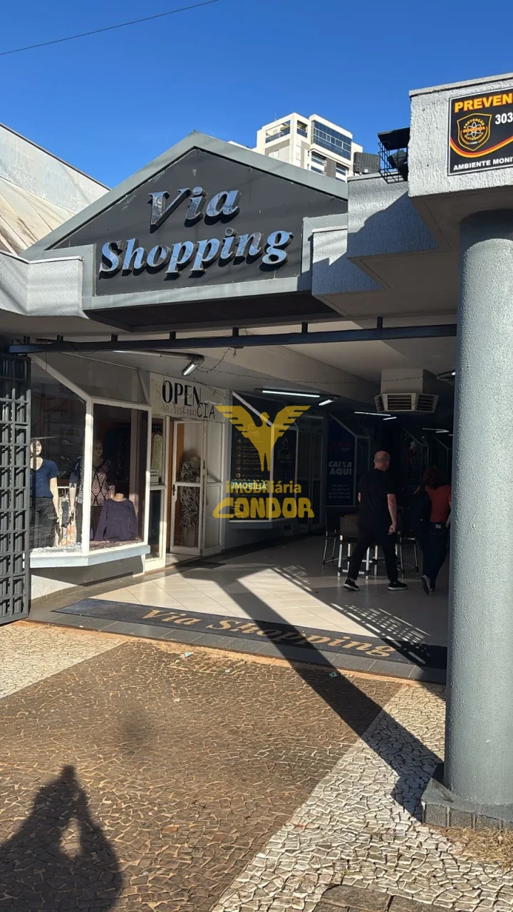 VIA SHOPPING - SALA 9