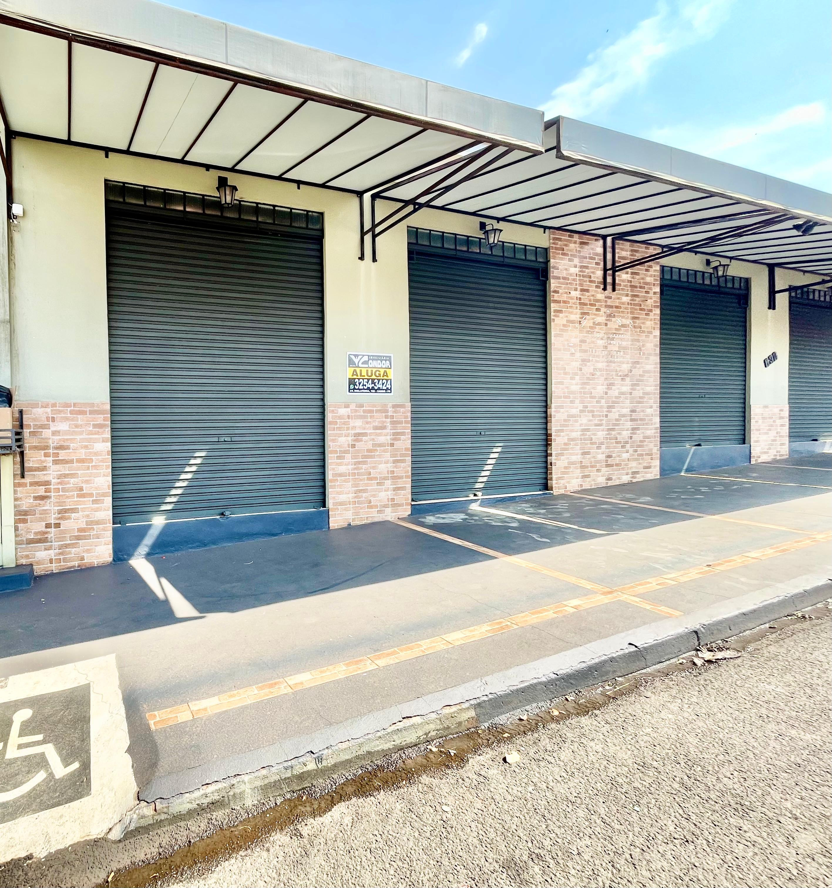 AVENIDA SANTO CASSARO - COMERCIAL