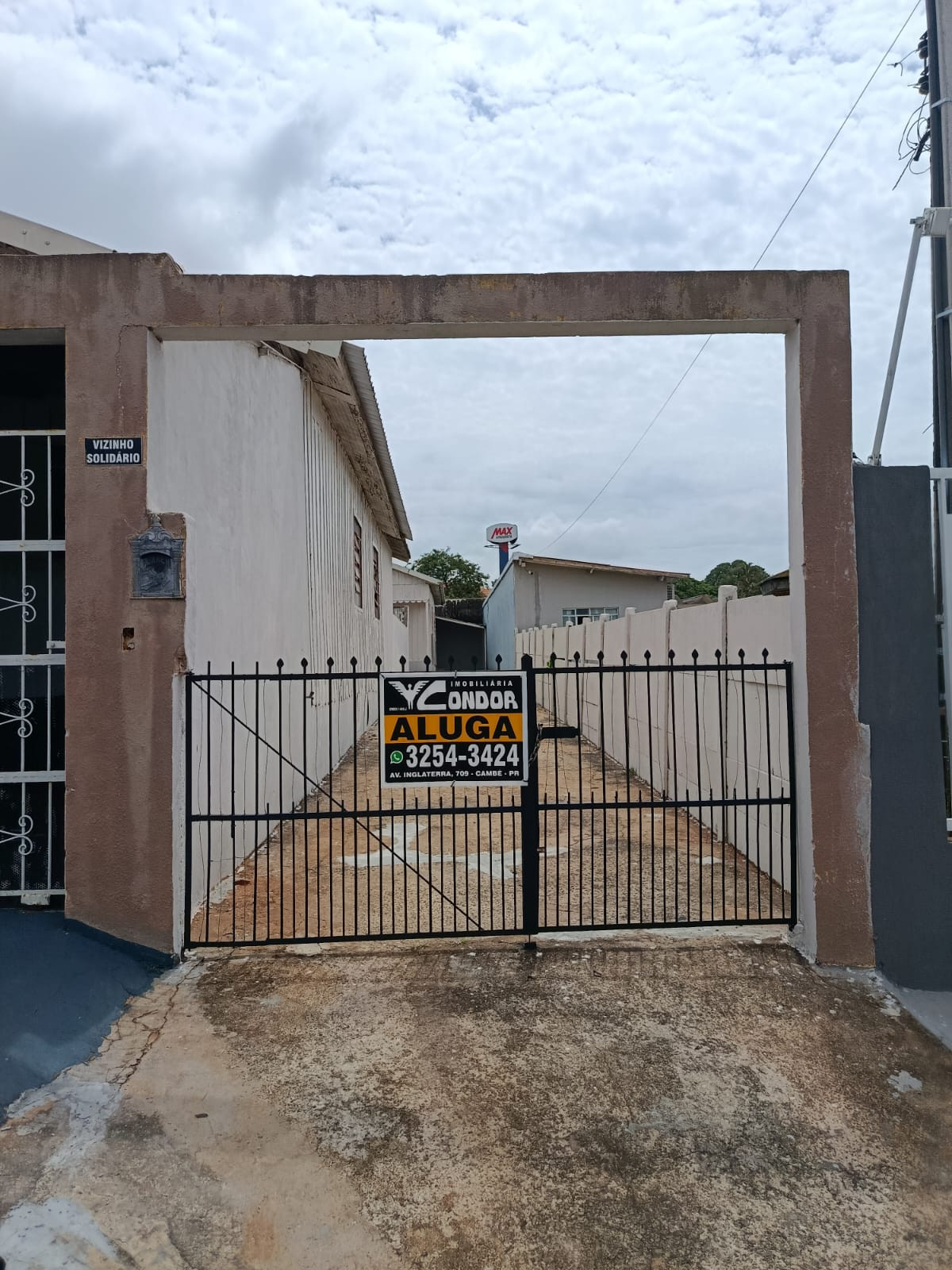 RUA RIACHO FUNDO - CASA FUNDOS