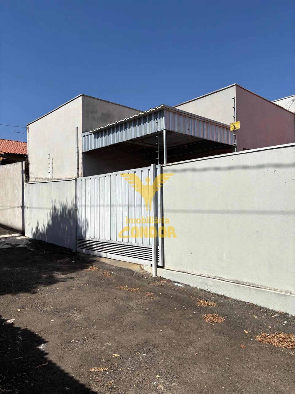 RUA NACIONAL FUNDOS ENTRADA PELA VIELA