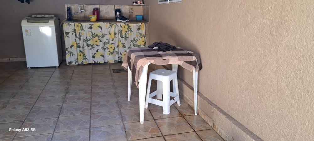 Imagens do imóveis CASA COM 2 QUARTOS + EDÍCULA COM 3 QUARTOS SETOR STORIL