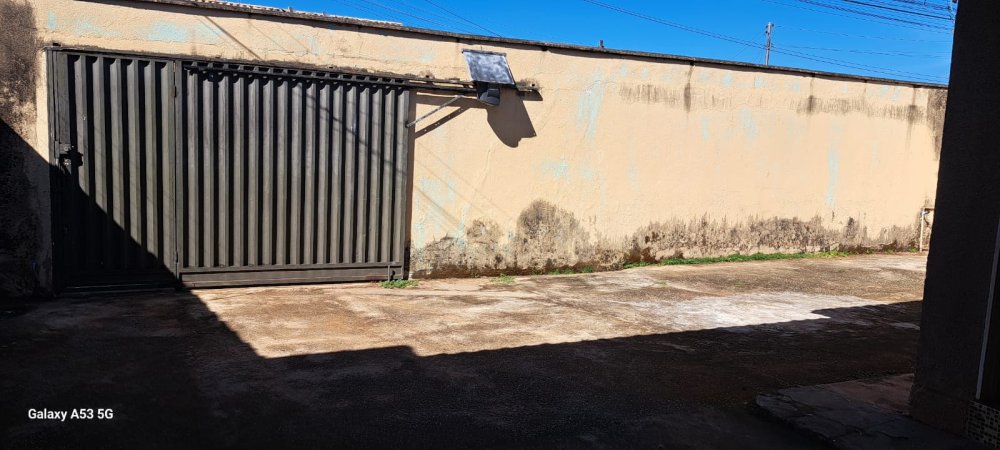 Imagens do imóveis CASA COM 2 QUARTOS + EDÍCULA COM 3 QUARTOS SETOR STORIL