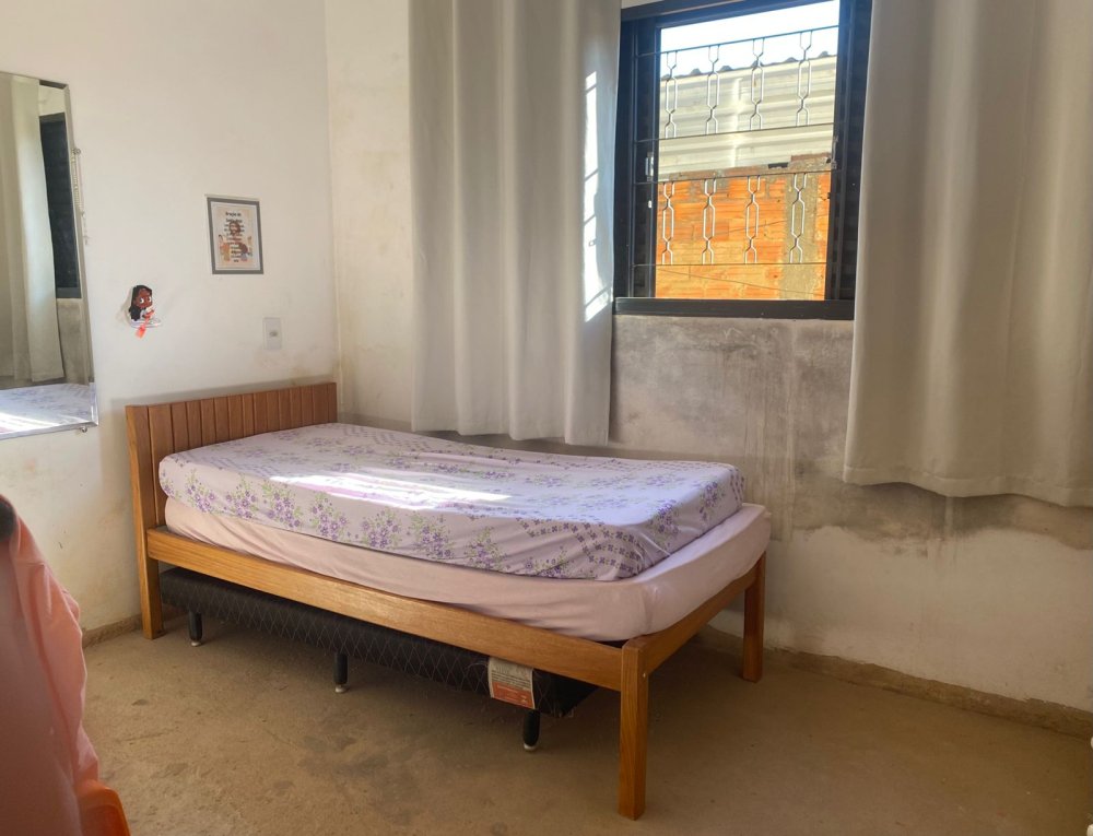 Imagens do imóveis CASA 4 QUARTOS - SETOR SANTO ANDRÉ