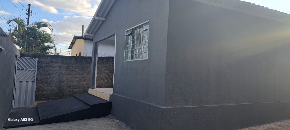 Imagens do imóveis CASA SIMPLES E ACOLHEDORA - PARQUE DAS NAÇÕES
