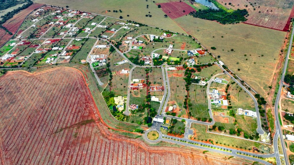Imagens do imóveis Condomínio Fechado pronto para construir