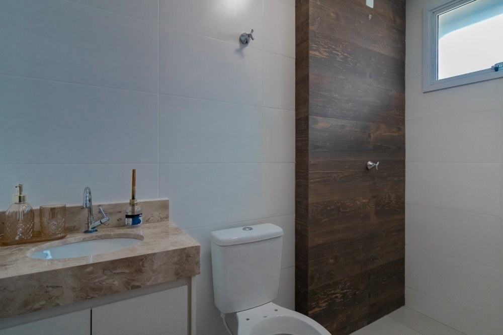 Imagens do imóveis APARTAMENTO TODO MOBILIADO