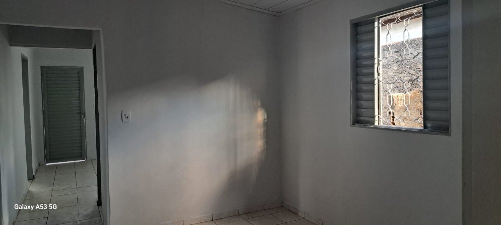 Imagens do imóveis CASA SIMPLES E ACOLHEDORA - PARQUE DAS NAÇÕES