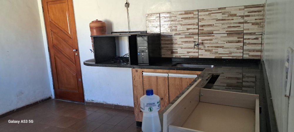 Imagens do imóveis CASA COM 2 QUARTOS + EDÍCULA COM 3 QUARTOS SETOR STORIL