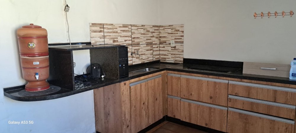 Imagens do imóveis CASA COM 2 QUARTOS + EDÍCULA COM 3 QUARTOS SETOR STORIL