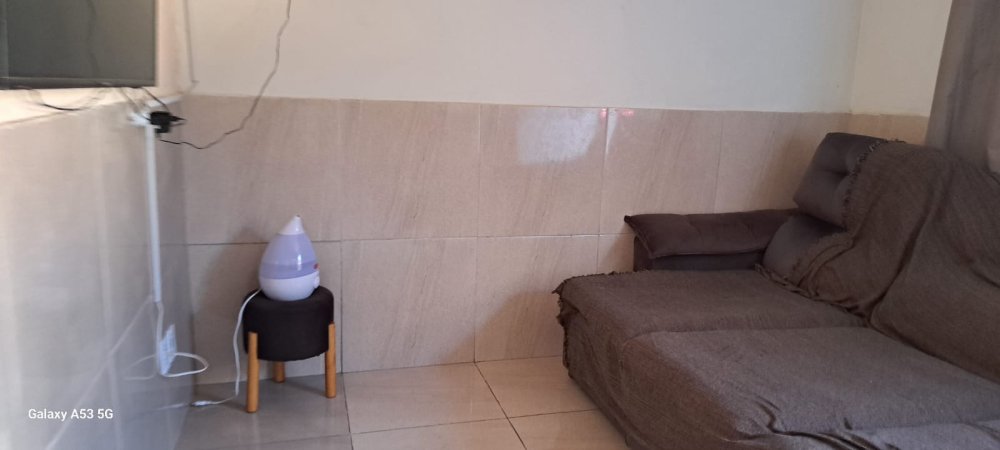 Imagens do imóveis CASA COM 2 QUARTOS + EDÍCULA COM 3 QUARTOS SETOR STORIL