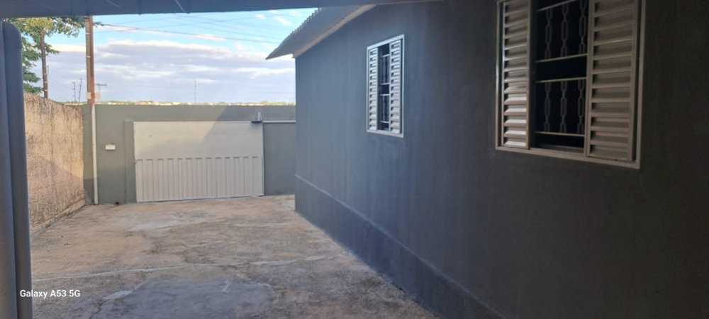 Imagens do imóveis CASA SIMPLES E ACOLHEDORA - PARQUE DAS NAÇÕES
