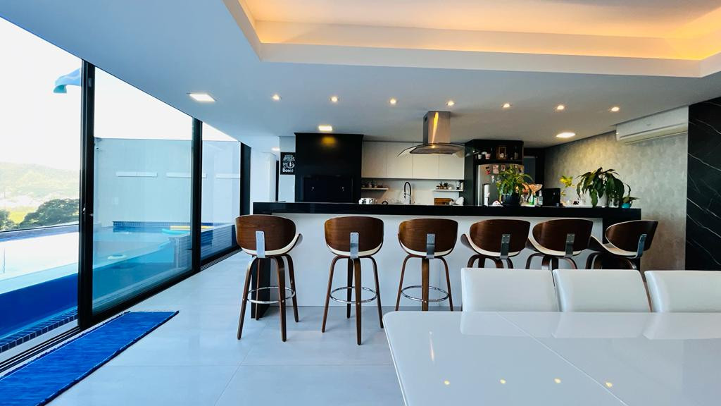 Casa Á Venda Trindade Florianópolis