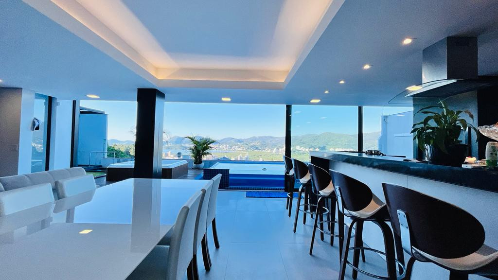 Casa Á Venda Trindade Florianópolis