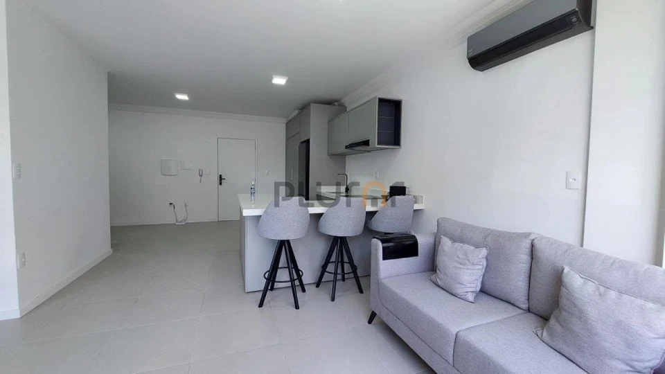 Imagens do imóveis Loft mobiliado em Cachoeira do Bom Jesus – Florianópolis
