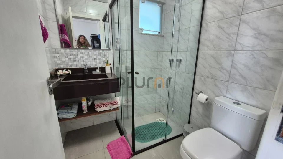 Cobertura com piscina propia