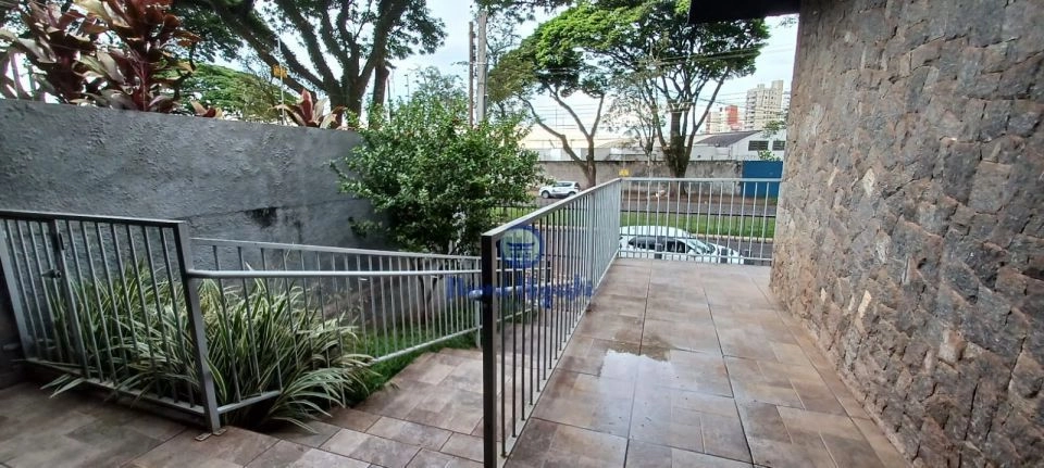 Casa Comercial