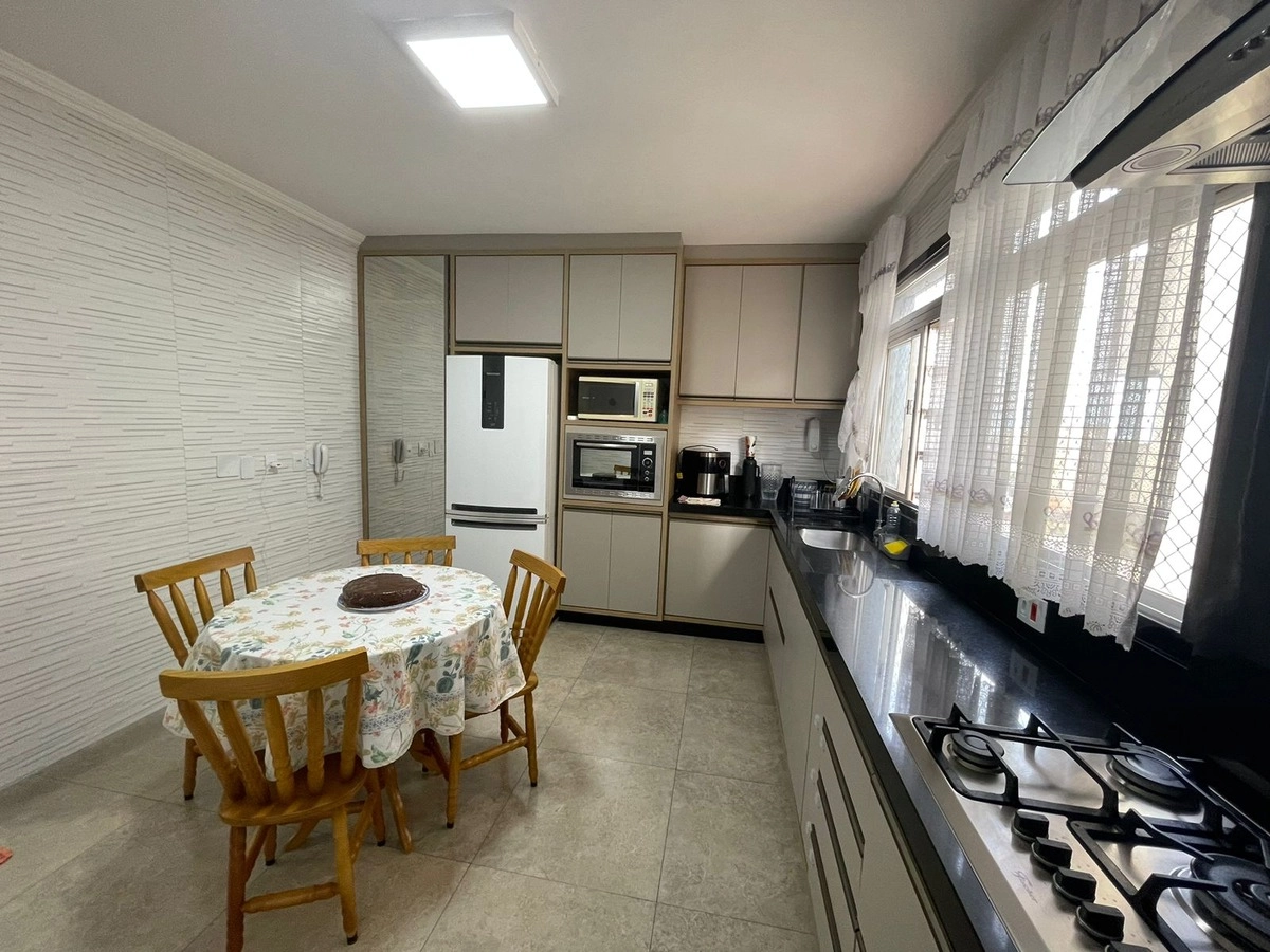 Apartamento à venda Centro