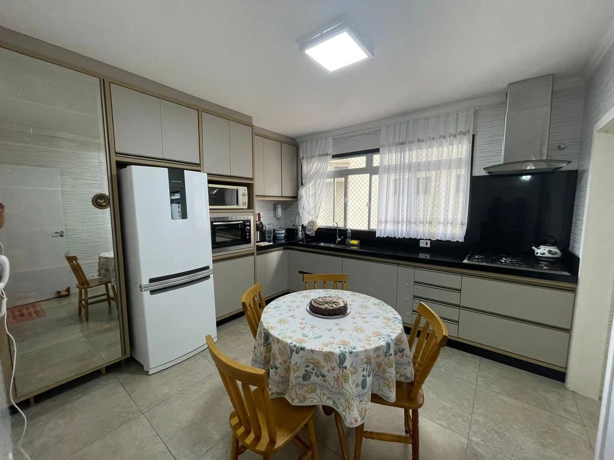 Apartamento à venda Centro