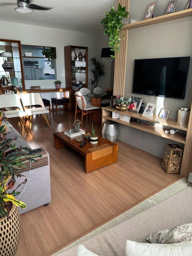 Apartamento à venda Igapó